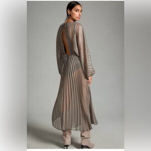 Anthropologie Pleated Kaftan one size fits all 🔥